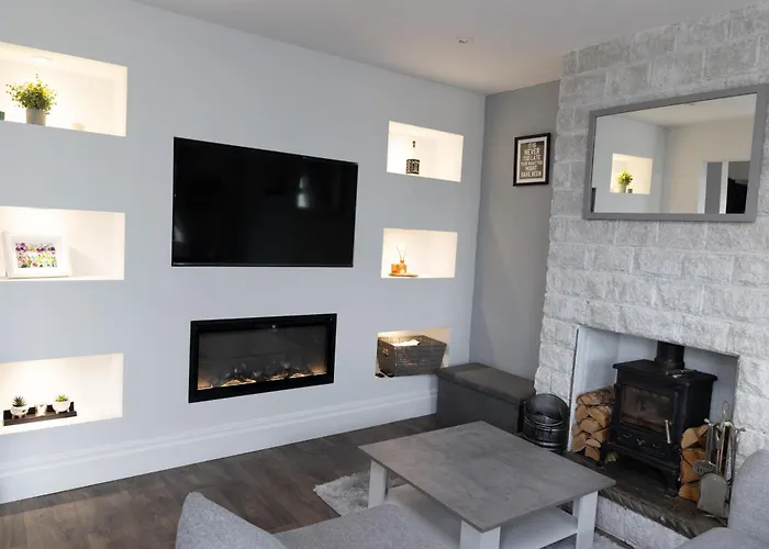 Carpe Diem Cottage - Stunning 4 Bed Bungalow With Games Table